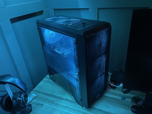 Custom Gaming PC -Nvdia GTX 1660 Super- Ryzen 7 2700 8 Core CPU With Liquid Cool - Picture 2 of 9