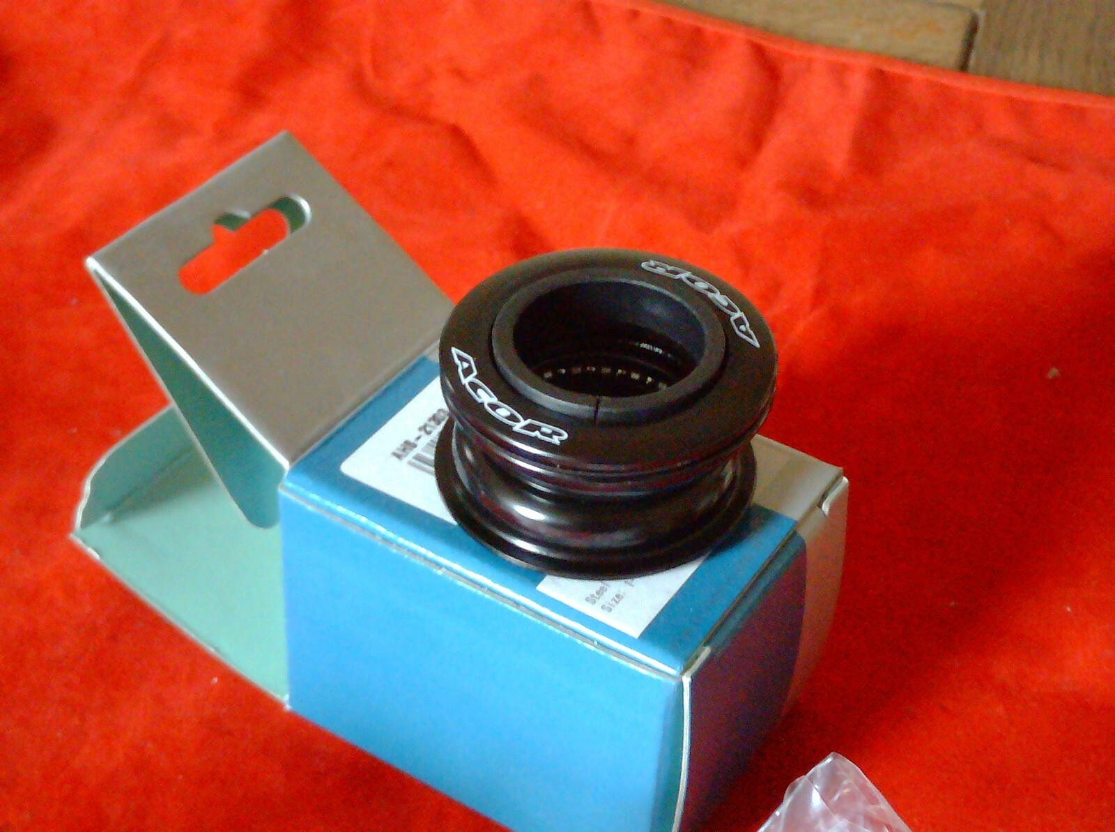BLACK STEEL 1 1/8"" AHEAD HEADSET,   SEMI-INTEGRATED