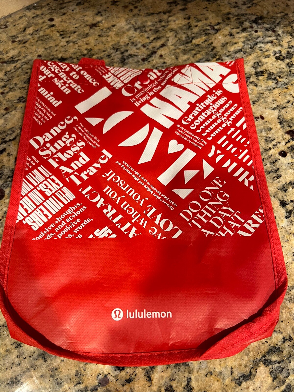 lululemon-shopping-bag-in-red-small-11-5-x-9-x-4-5-ebay