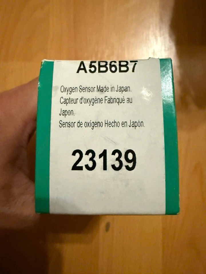 Sensor de oxígeno aguas arriba O2 NTK 23139 para Dodge Ram 1500 2500 3500 Jeep Liberty TJ Foto 2 de 2