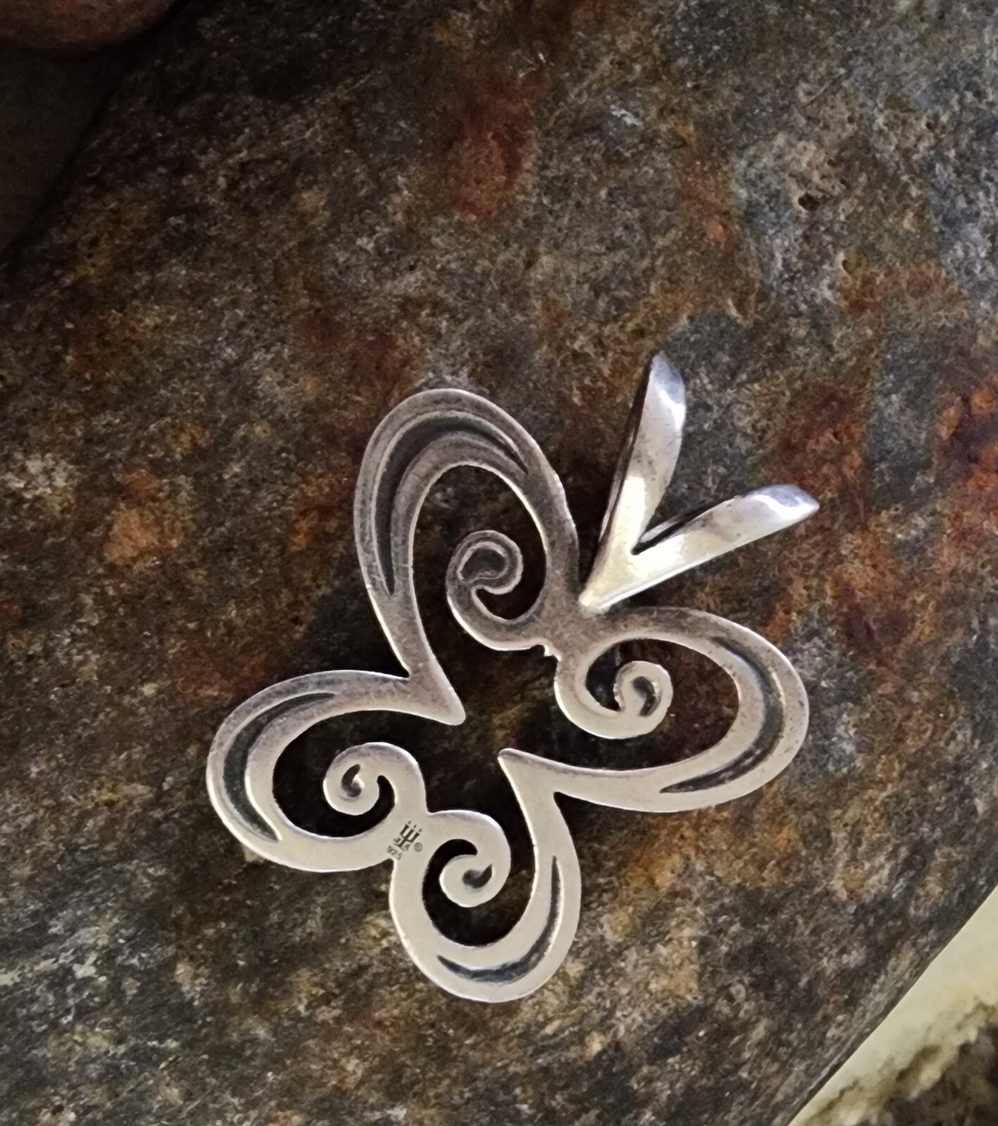 James Avery Retired Large Butterfly Pendant Sterling … Gem