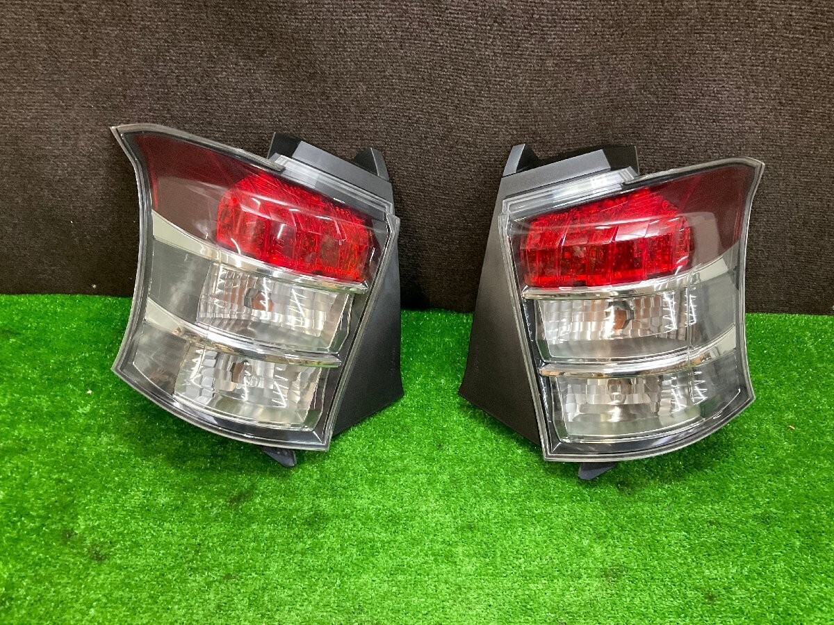 Toyota IQ KGJ10 NGJ10 Tail Lights Rear Lamps Set JDM | OE | Left