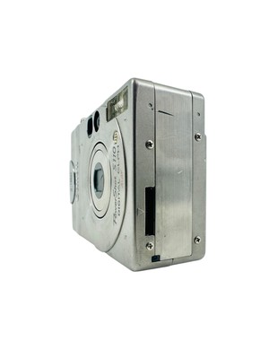 Canon PowerShot S110 Digital ELPH Camera 2.1 MP PARTS/REPAIR (DOES