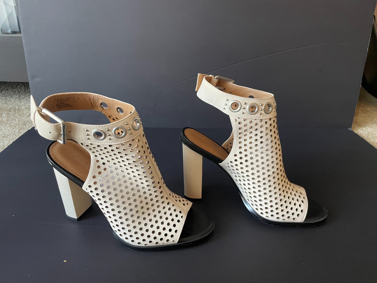 Calvin Klein Laser Cut Block Heel Sandals Ankle Strap, White, Womens 7.5 thumbnail 3