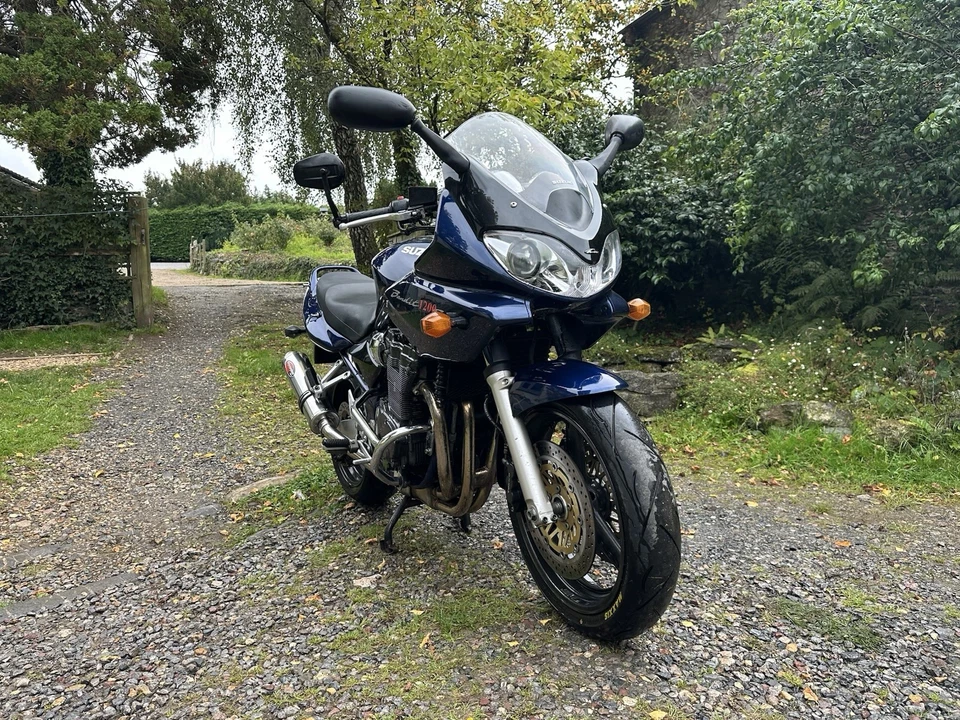 Suzuki GSF 1200S Bandit - Image 2 of 4