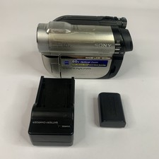 Sony Handycam DCR-DVD650 Video Camcorder Charger & Battery Tested