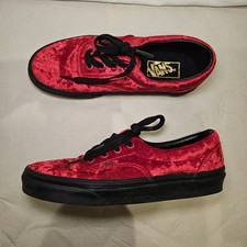Vans Low Top Skate Shoes Men's 5 Women's 6.5 Red Velvet Classic Sneakers