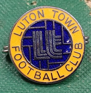 RARE England Luton Town FC Football Club Enamel Pin Badge
