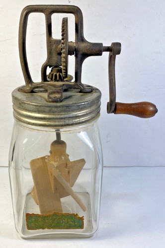Vintage Dazey No 20 Butter Churn with original Wood Paddles. 2 Quart Works.