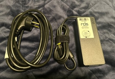 Original Lenovo 90W Watt Netzteil - 20.0V -- 4.5A - eckiger Stecker - PA-1900-74