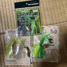 Megabass V-FLAT Spinnerbait Set, Used, Includes Case Damage