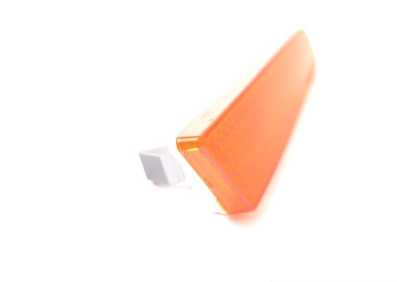 Audi R8 Coupe/Spyder 42  Side Marker Light Genuine 420945072