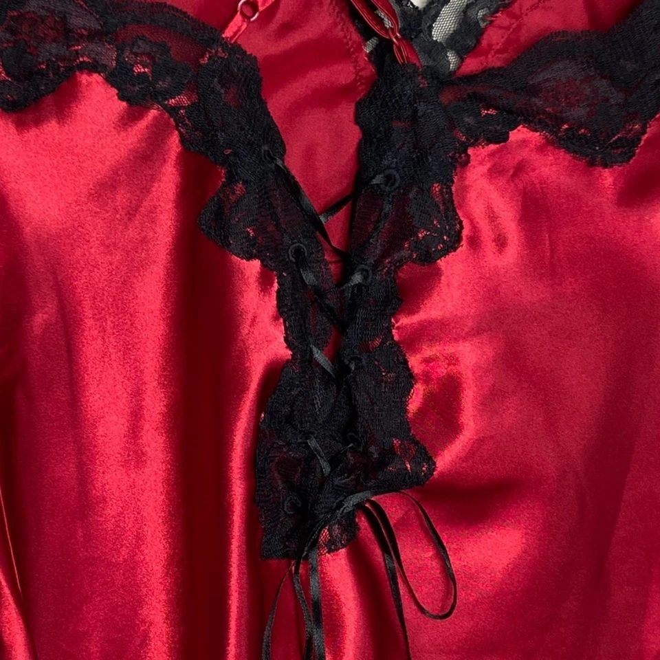 Fredericks of Hollywood Red Lace Camisole Women's Size Medium - Imagem 4 de 4