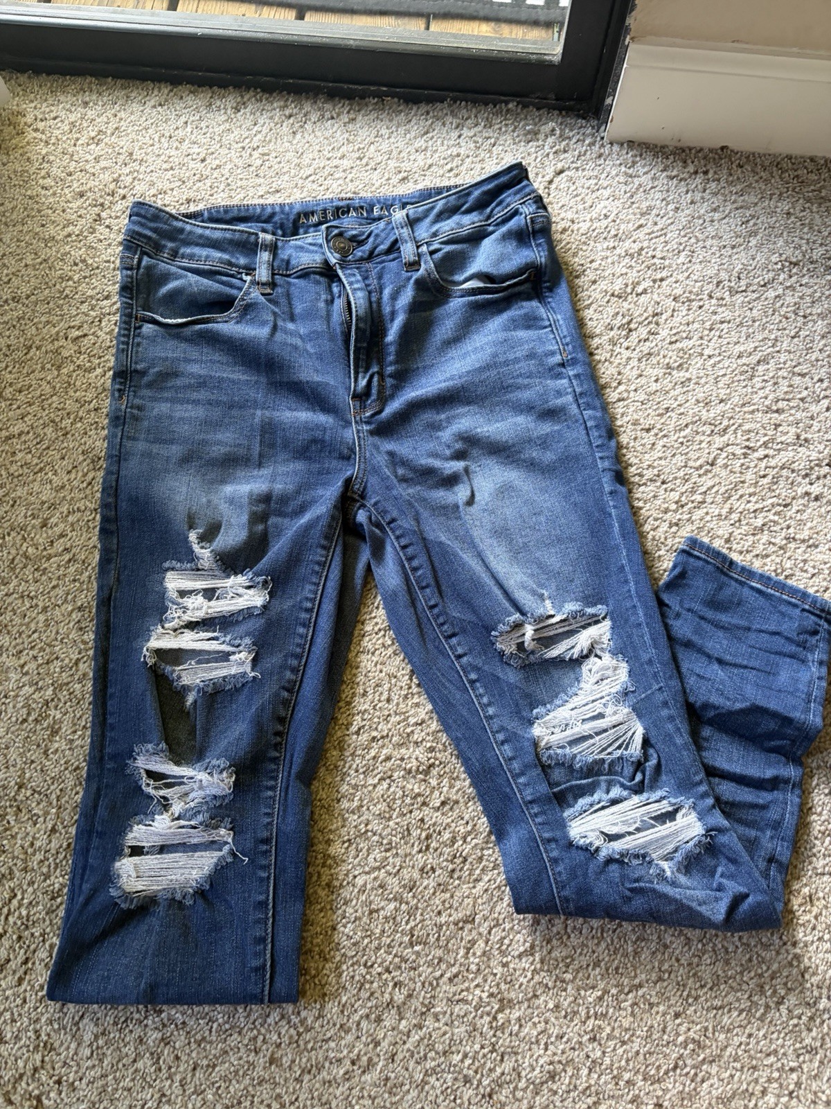American Eagle High Rise Distressed Jeans Womens Size 12 Blue Stretch skinny