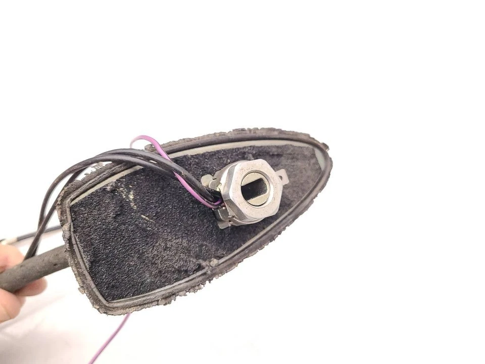 Antena radio mercedes-benz sprinter w906 2014 a9068200075 bus19485 Foto 3 de 4