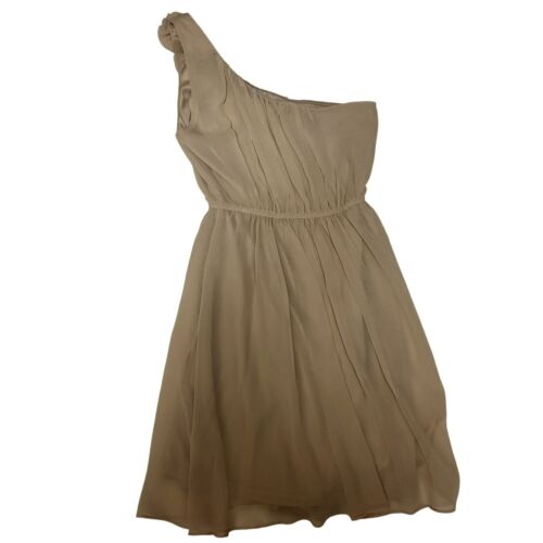 Vestido de un hombro Alythea Jada con correa de roseta arena crema pequeño - Imagen 2 de 18
