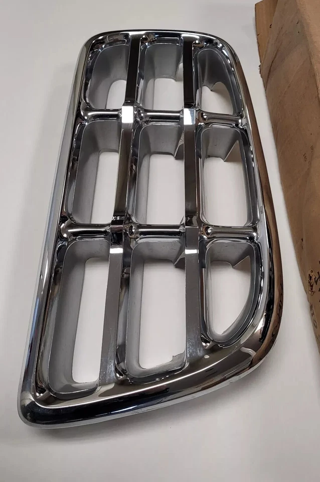 Chrysler Imperial 300 1955-1956 parrilla delantera derecha riñón 1541501 nuevo de colección Foto 4 de 4