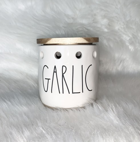 🧄New RAE DUNN Artisan Collection GARLIC Cellar Canister Wood Lid Stoneware 🧄