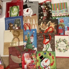 Lot of 15 Christmas Holiday Winter Gift Bags ~ Small Medium w/ Tags