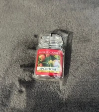 Yankee Candle Car Jar Ultimate Odor Neutralizing Air Freshener MACINTOSH NEW NIP