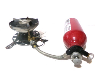 VINTAGE COLEMAN PEAK 1 APEX STOVE 450 700 WITH FUEL PUMP & BOTTLE