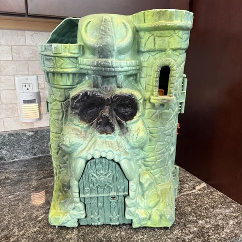 Vintage 1981 MOTU Castle Grayskull Playset Shell Mattel He-Man INCOMPLETE READ
