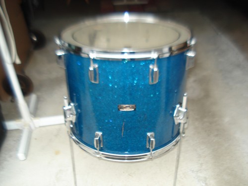18" PEARL Japan. WOOD-FIBERGLASS Floor Tom. 18" x 16" BLUE SPARKLE. '70s.