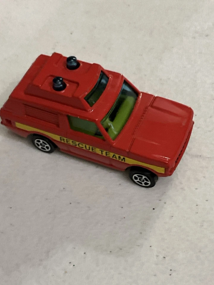 老式 CORGI Juniors RANGE ROVER 警察救援队死亡紧急车辆 — 第 2/4 张图片
