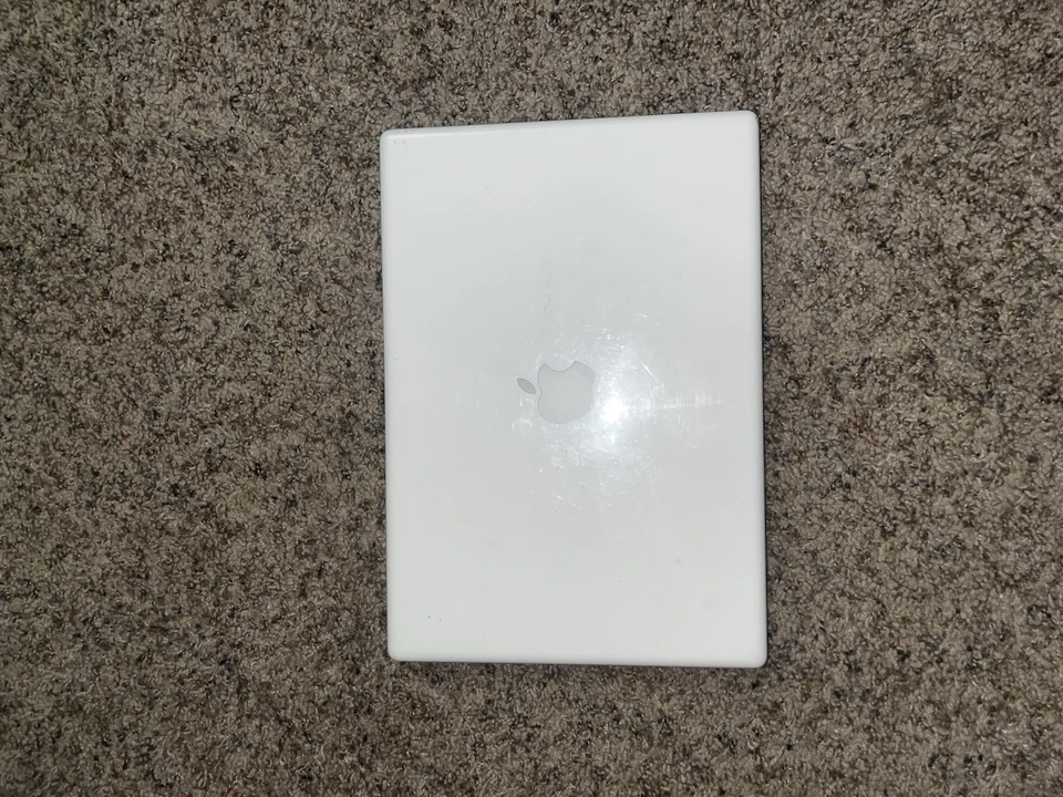 Apple MacBook 13 en 2007 blanco, Intel (sin disco duro) Foto 3 de 3