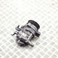 Pompe à essence BMW 550