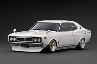 1/18 Ignition model Nissan Laurel 2000SGX (C130) White. 3010