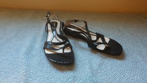 naturalizer snakeskin sandals