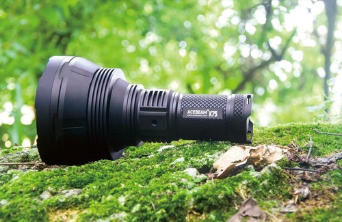 Acebeam K75 RED LED Long Throw Search Light - 1650 Lumen, 1208 Meter throw, Incl - 第 2/9 張圖片