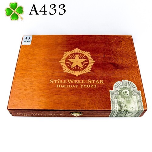 StillWell Star Toro Holiday Y2023 Empty Wood Cigar Box 11.5" x 8.5" x 1.5" A433