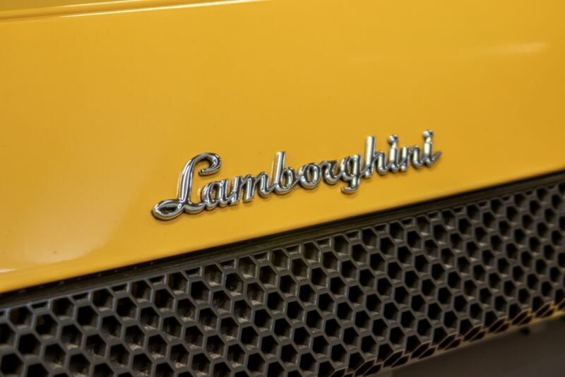 Lamborghini Murciélago - 8