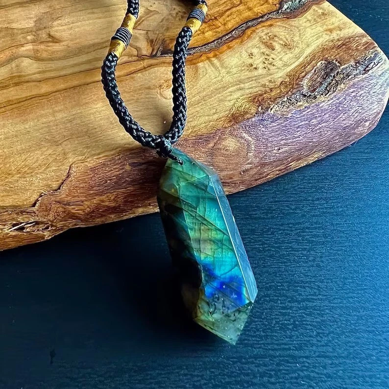 Labradorite shop crystal necklace