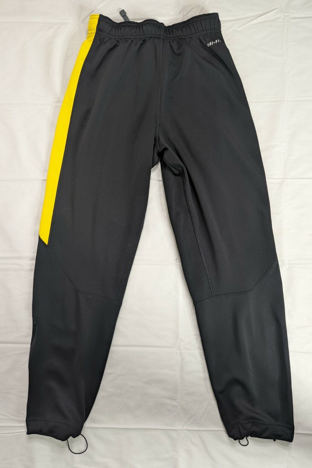 nike livestrong sweatpants