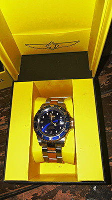 Invicta Pro Diver blue dial two tone stainless bracelet automatic 200m date