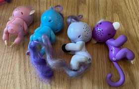 Fingerlings Interactive See Saw & Teeter Totter Play Set with 4 Fingerlings