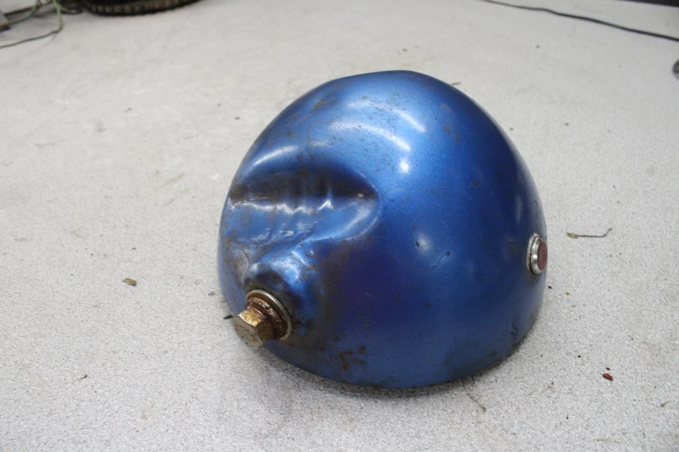 1970 Honda SL175 Motosport 175 HEADLIGHT CASE HOUSING BUCKET Q3-0964.GQ - Image 4 of 4