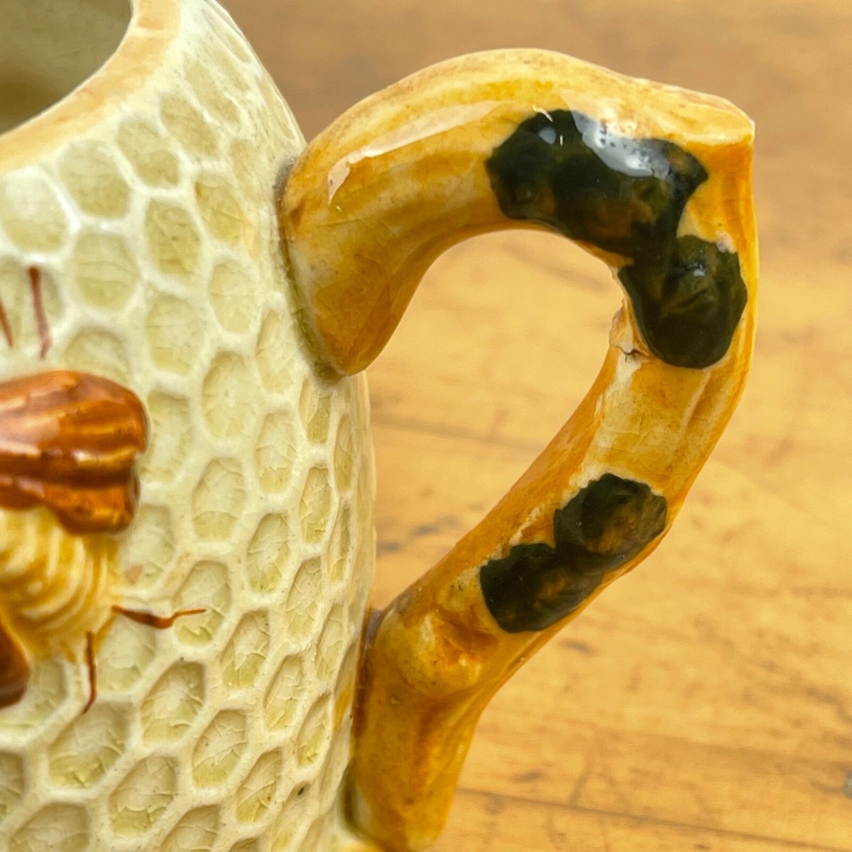 ヴィンテージクリーム瓶3個レトロアニマル·͜· ♡ Vintage Marutomoware Honeycomb Bees Ceramic Creamer Made in