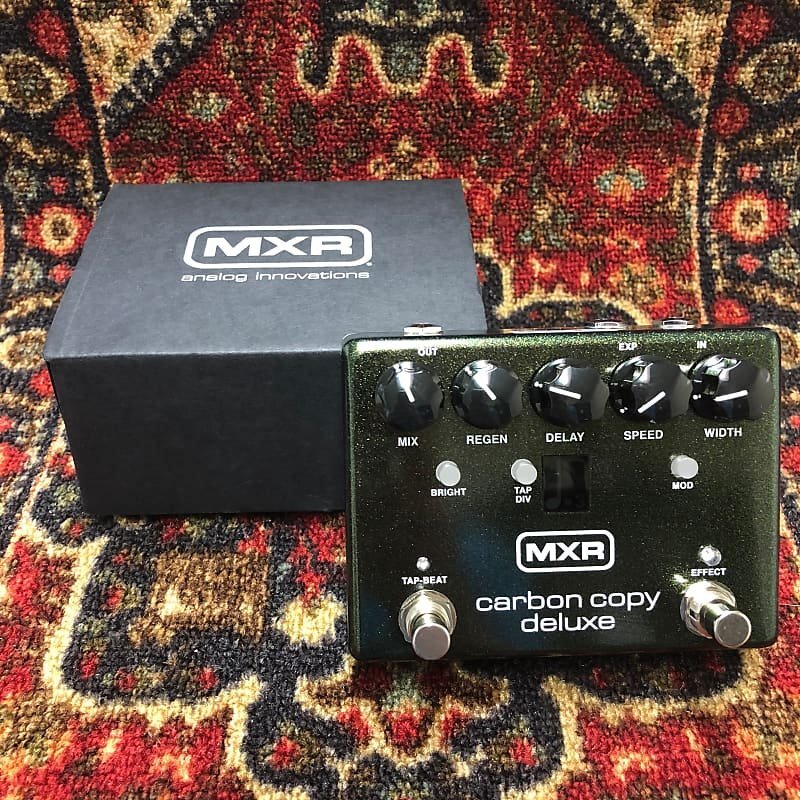 MXR M292 Carbon Copy Deluxe Analog Delay Tap Tempo Effect Pedal (Open Box)