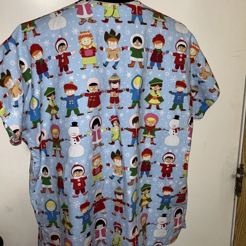 Children Around World Scrub Hold Hands Top L Peace Homemade Winter Christmas EUC - Picture 4 of 8