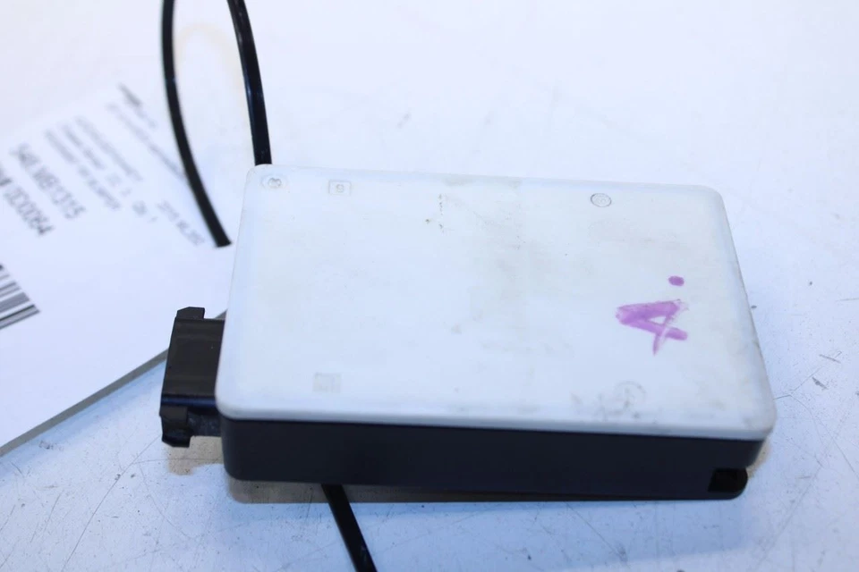 2013-2020 Mercedes-Benz ML350 Left Side Blind Spot Detection Radar Sensor Module - Image 4 of 4