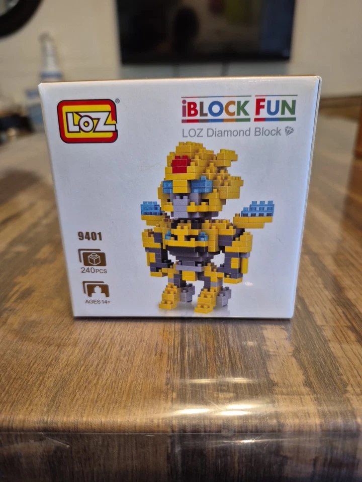 New Rare Loz 9401 Transformers Bumblebee Building Blocks Figure Toy 249 Pieces - Image 2 of 4