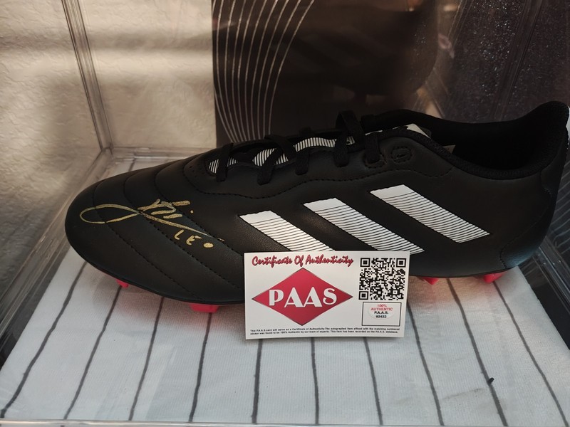 Lionel Messi Signed Autographed Soccer Cleat with COA