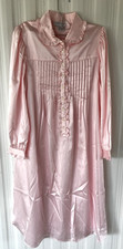 Miss Elaine Long Sleeve Pink Nightgown Ruffle collar  Button front Size SM VG