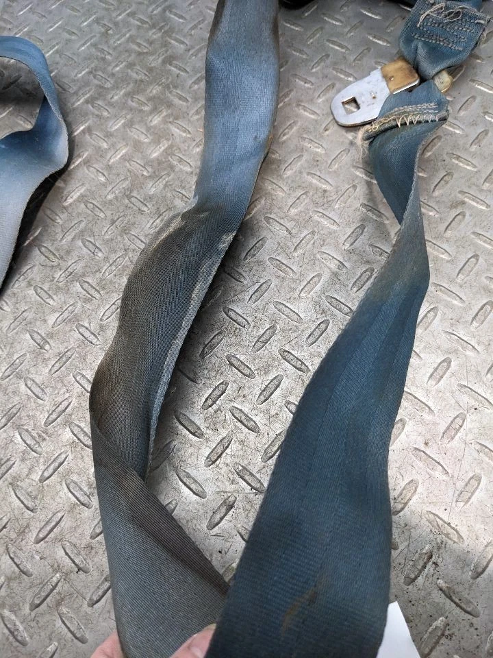 82-92 Cinturón de Seguridad RETRACTOR Chevy S10 GMC S15 Camión Pequeño CONDUCTOR PASAJERO Azul 21 Foto 4 de 4