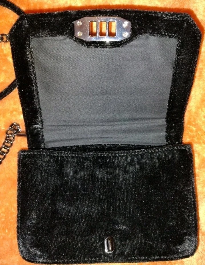 Bolso Bandolera Rebecca Minkoff Pequeño Amor Floral Bordado Terciopelo Foto 3 de 4