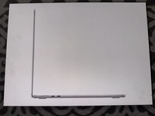 2025 Apple MacBook Air 15-inch M4 Chip 16GB RAM 256GB SSD Silver Magic Mouse